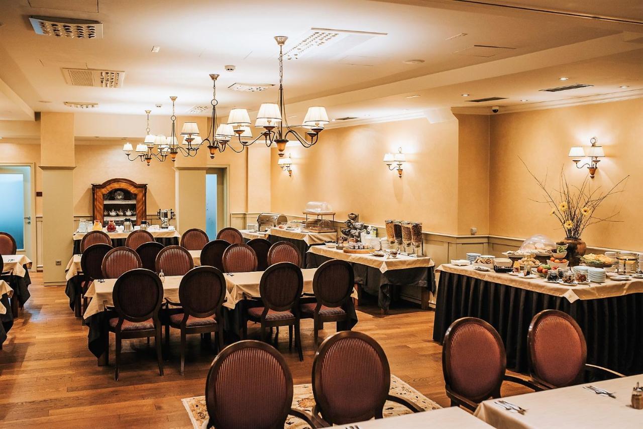Hotel Mitra, Story Hotels プトゥイ エクステリア 写真